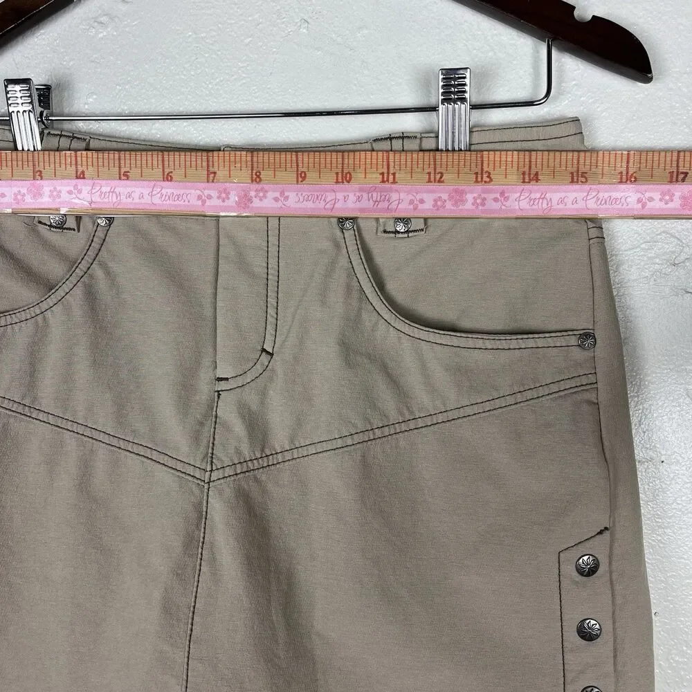 Athleta Take a Hike Mini Skirt Womens 2 Tan Khaki Side Snaps 861832 Active
